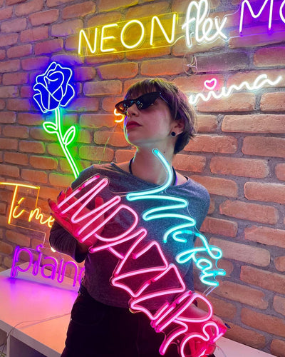 Dai nuova luce alla tua casa con le lampade al neon personalizzate